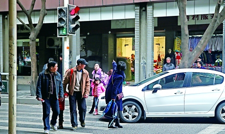 超速已成为重庆“马路第一杀手” 毒驾现象成新问题