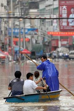 浙江开化：持续强降雨引发洪涝灾害