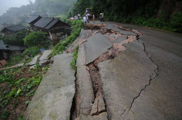 贵州凯里舟溪镇遭遇泥石流灾害