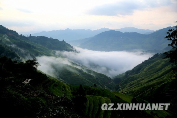 贵州月亮山雨后景美如画