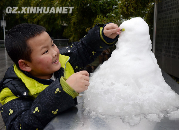 贵阳早春二月下大雪