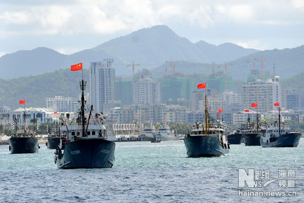 新华社记者微博直播南沙行：民间合力闯深海