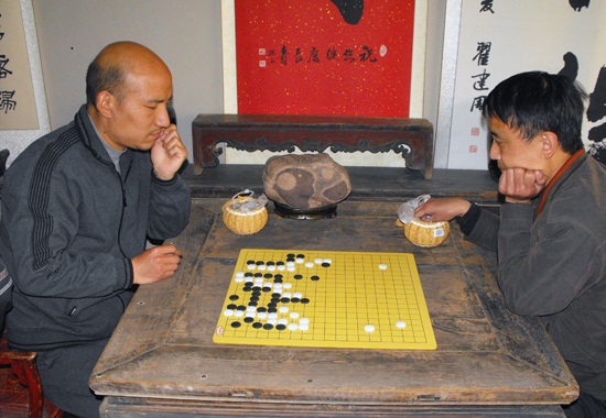 五一围棋比赛在林州市紫光斋文化市场举行