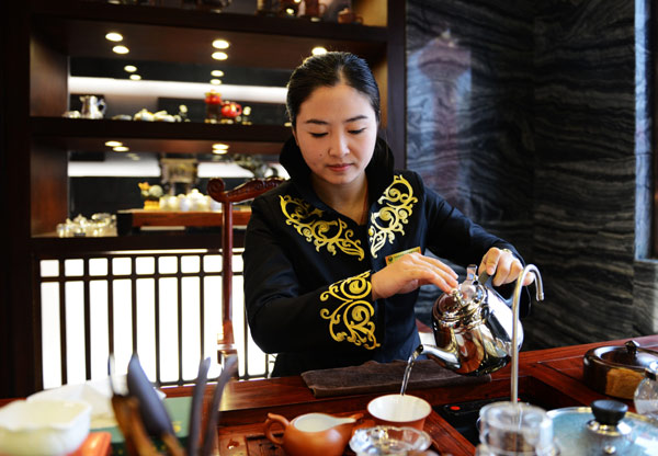 河南茗阳茶业隆重揭牌 将打造真正生态茶产业