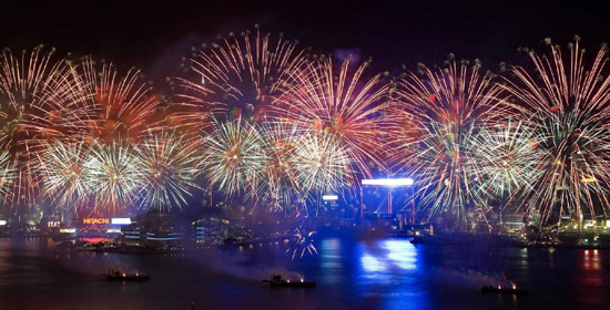 瞬间铸辉煌——香港回归十五年的15个瞬间