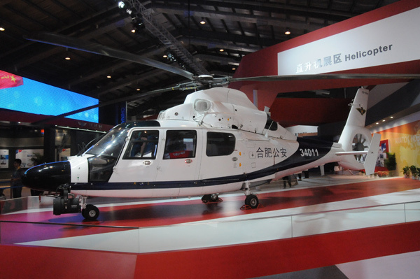 我国警用直升机可应用多种装备开展公安执法