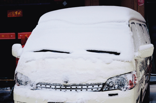 东三省遭暴雪突袭 多地迎入冬最低温