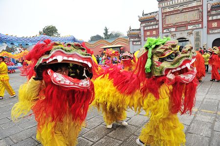 Hunan is rich in cultural relics, lending a festive character for celebrating the Spring Festival.