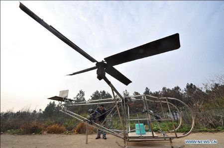 Farmer dreams of making his own helicopeter in Ganzhou Village in Miluo City