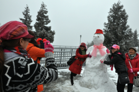 张家界三月雪增色“三八”国际妇女节