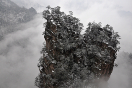 张家界三月雪增色“三八”国际妇女节