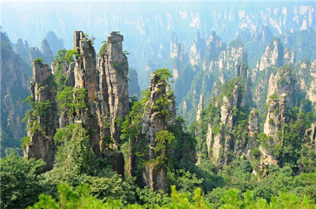 Explore China's World Heritage Site: Zhangjiajie