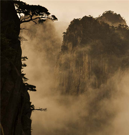 Explore China's World Heritage Site: Zhangjiajie