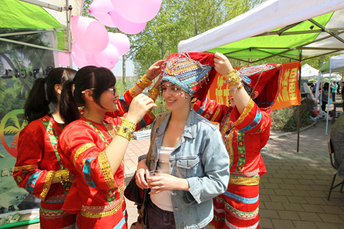 吉林财经大学25个老乡会开“Party”