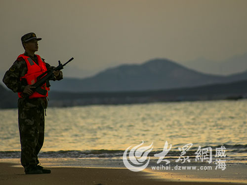 威海90后老兵退伍在即 站好最后一班岗致青春