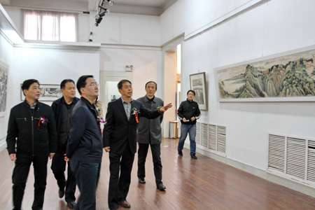 刘兆平中国画作品展在山东美术馆举办