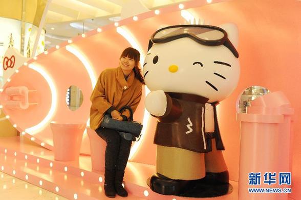 大型“Hello Kitty”跨年展亮相上海
