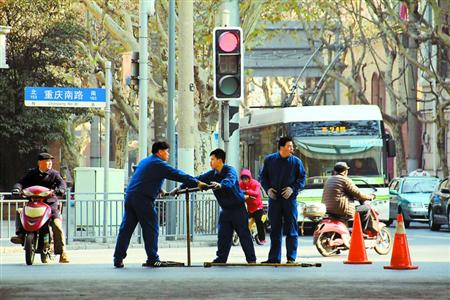 深夜涌泉思南公馆被淹 因管道施工人员未关阀门