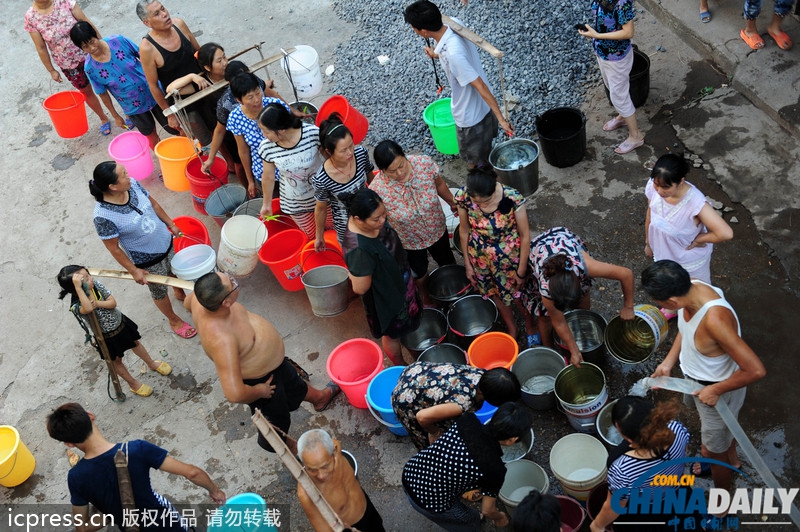 湖南旱情蔓延：引水浇灌农田自救 定点定时供水解旱农之渴