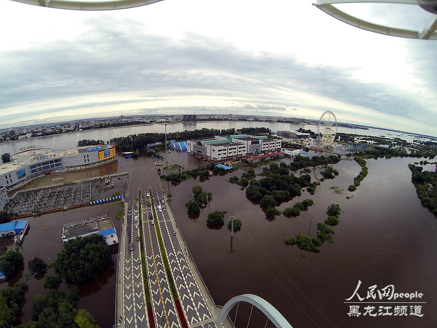高清组图：黑龙江省黑河市部分公路已淹没