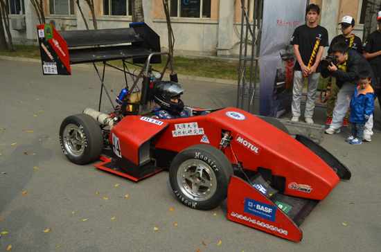 天津大学“骐骥3号”奔向国际FSAE赛场