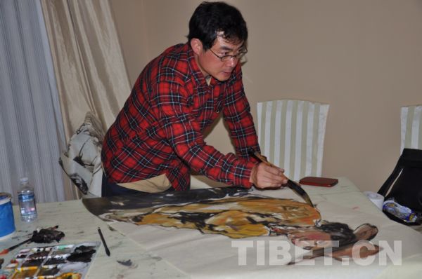 旅日画家八赴西藏 画不完藏地美好