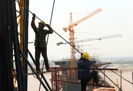 杭州湾上第二座跨海大桥——嘉绍跨海大桥建设进度过半