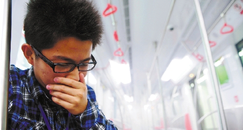 杭州地铁首次应急演练：“车厢起火了”