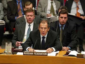 UN unanimously adopts Iraq resolution