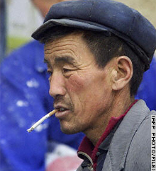 China mulls cigarette ad ban