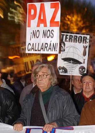 Anti-war protesters in Madrid