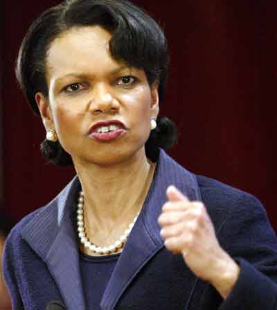 U.S. Secretary of State Condoleezza Rice speaks to students after a major foreign policy speech at Sophia University in Tokyo, March 19, 2005. [Reuters]