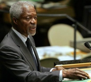 U.N. Secretary-General Kofi Annan speaks during a conference to review the Nuclear Nonproliferation Treaty Monday May 2, 2005 at the United Nations headquarters in New York. At a time of growing nuclear tensions in the world, U.N. Secretary-General Kofi Annan on Monday urged nonweapons states like Iran to step back from the nuclear temptation, and America and Russia to cut back more sharply on their arsenals. (AP