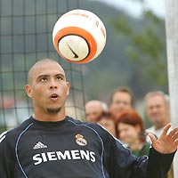 Real Madrid's Ronaldo exercises at a pre-season Real Madrid's training camp in the Austrian town of Irdning August 5, 2005.