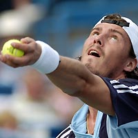 Russia's Marat Safin serves to Slovakia's Dominik Hrbaty during their third round match of the Cincinnati Masters tennis tournament in Cincinnati August 18, 2005. Safin won 6-0 6-3.