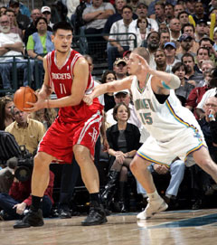Houston Rockets lost 89-88 to New Orleans Hornets. Yao Ming scored 16 with 9 rebounds on Thursday night. 