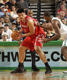 Stromile Swift had a season-high 17 points, and Tracy McGrady and Yao Ming 14 each for the Rockets (2-4).