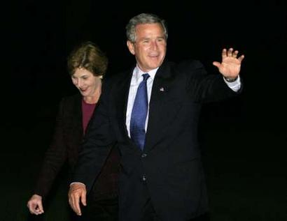 Bush, Kerry trade national security barbs