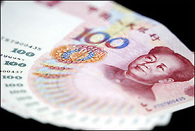 US to press China on currencies at G7 talks