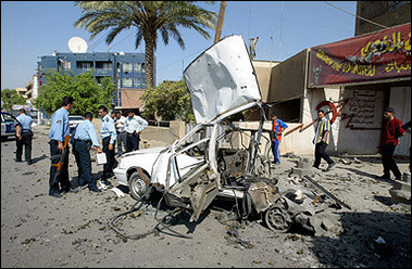 Ramadan bomber kills 26 at Shi'ite mosque in Iraq