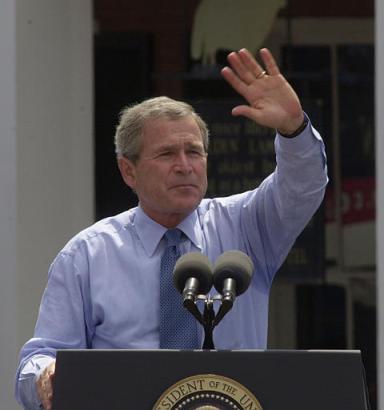 Bush to go on Arab TV over prisoner abuse