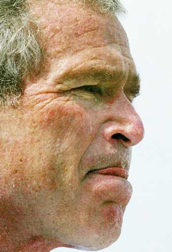 Bush, Kerry campaign for senior votes