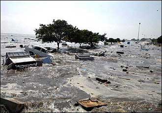 Asian tsunami kills 12,300, many more homeless