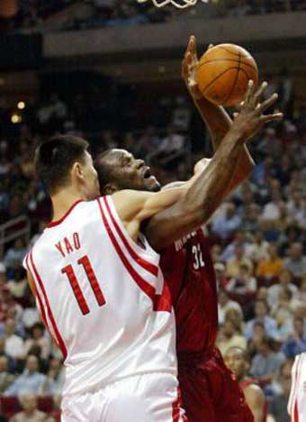 Yao Ming VS Shaq O'Neal