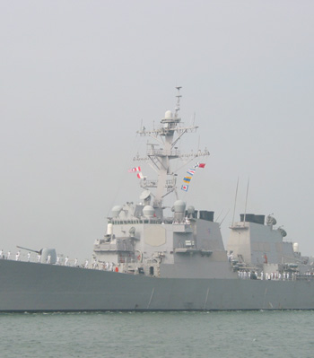 US Navy destroyer visits Qingdao