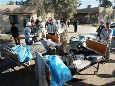 Suicide car bomber kills 30 in Iraq