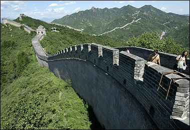 Leaving mark on 'Great Wall' costs US$120