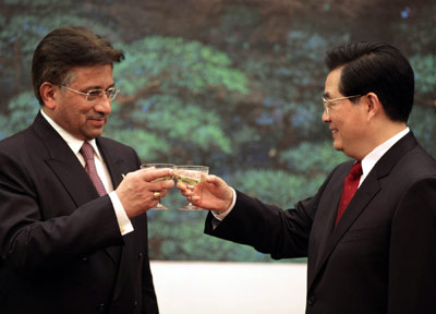 Musharraf: We'll bring killers of three Chinese to justice