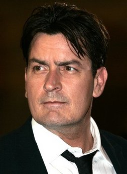 Charlie Sheen tapes first show since felony arrest