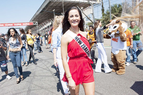 Miss Universe 2011 contestants play football in Sao Paulo